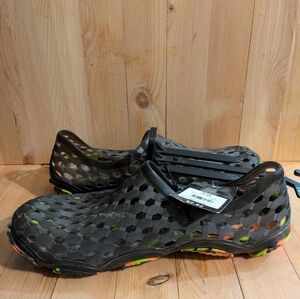 Mens Black and Orange Slip-On Shoes Size 9-10